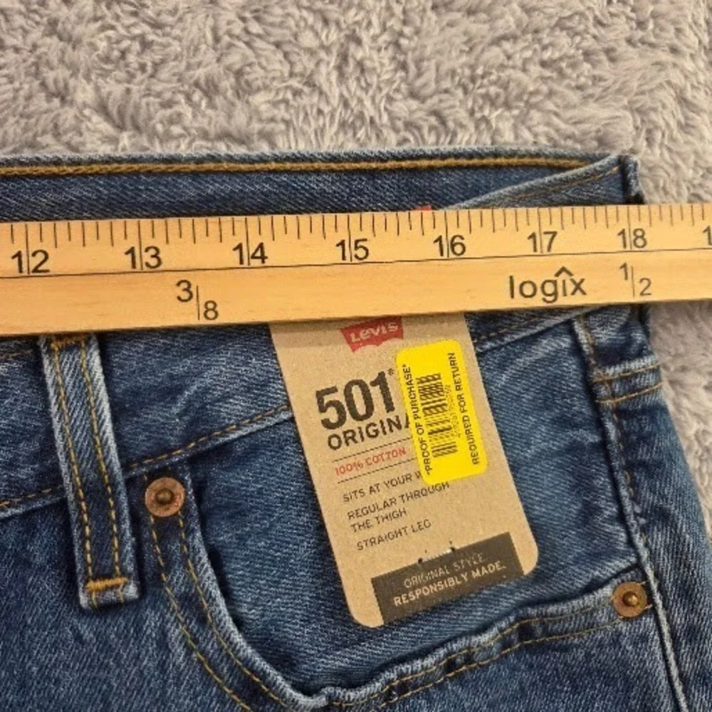 Levis 501 Jeans Men 36x34 Blue Denim Straight Leg Hidden Button Fly Original Fit